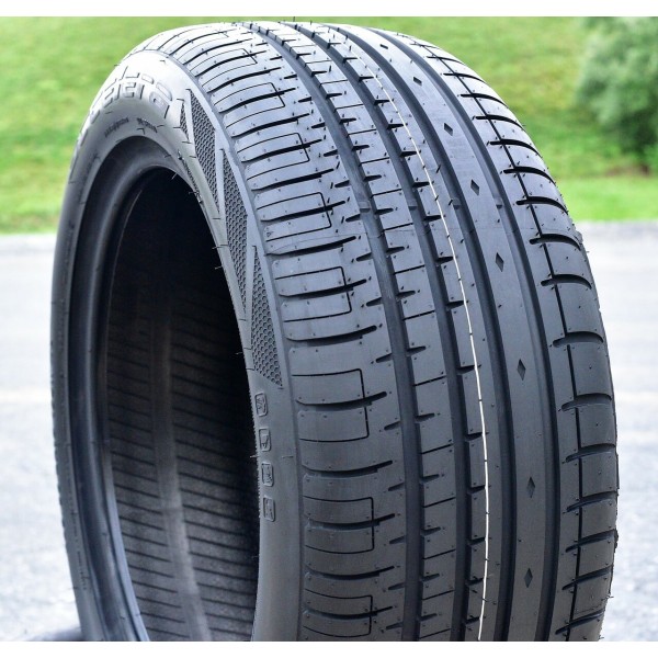 225/45R18 Accelera Tornado 225/45R18 Accelera Tornado