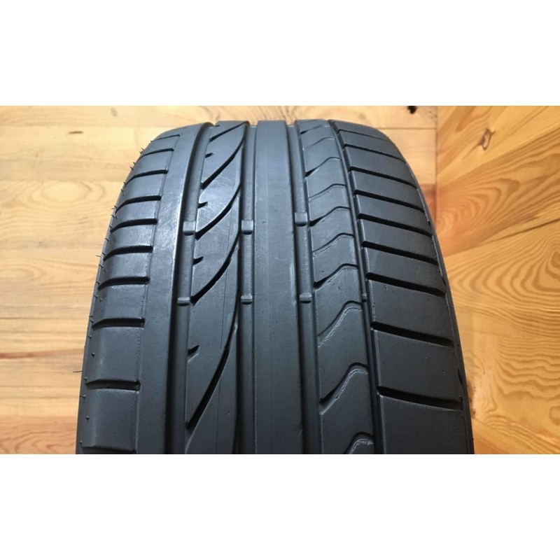 245/45R17 Bridgestone Potenza RE050 RunFlat - 4mm