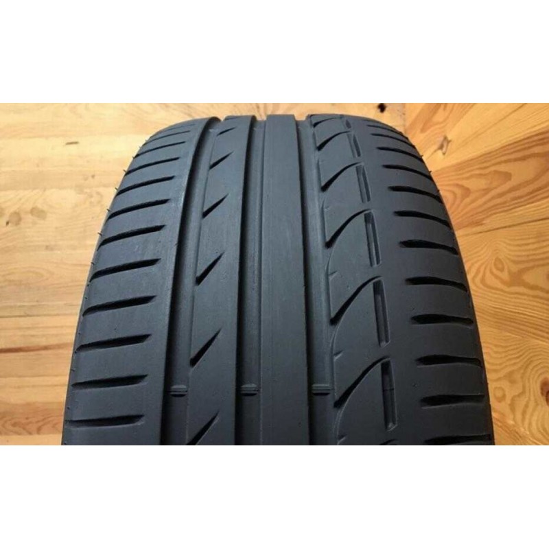 255/35R19 Bridgestone Potenza S001 - 5mm