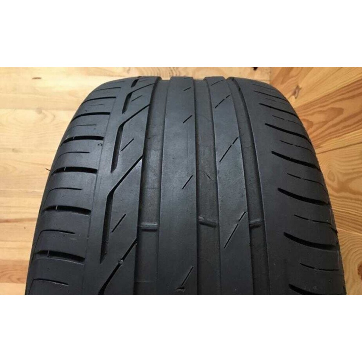 225/55R17 Bridgestone Turanza T001 - 4.5mm