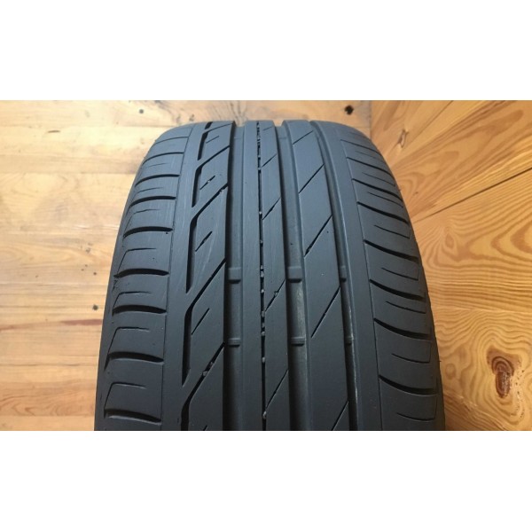 225/45R17 Bridgestone Turanza T001 - 5mm