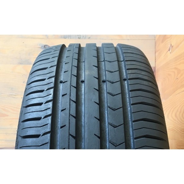225/60R17 Continental ContiPremiumContact 5 - 7mm 225/60R17 Continental ContiPremiumContact 5 - 7mm