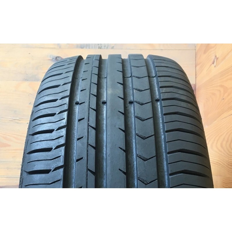 225/60R17 Continental ContiPremiumContact 5 - 7mm