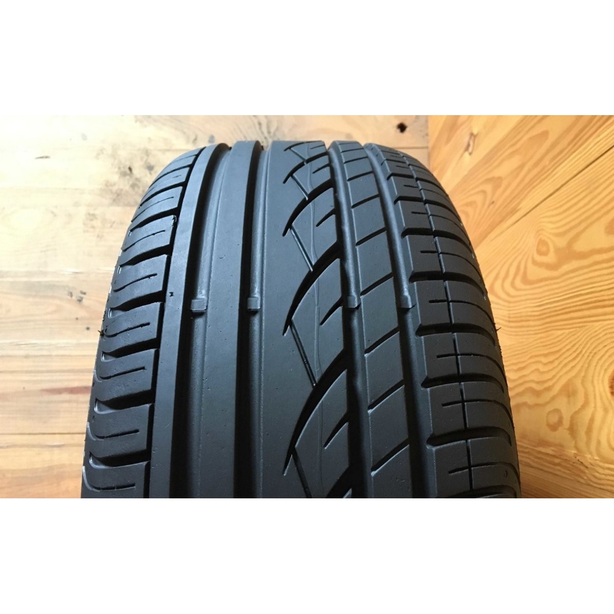 195/55R16 Continental PremiumContact - 6.5mm