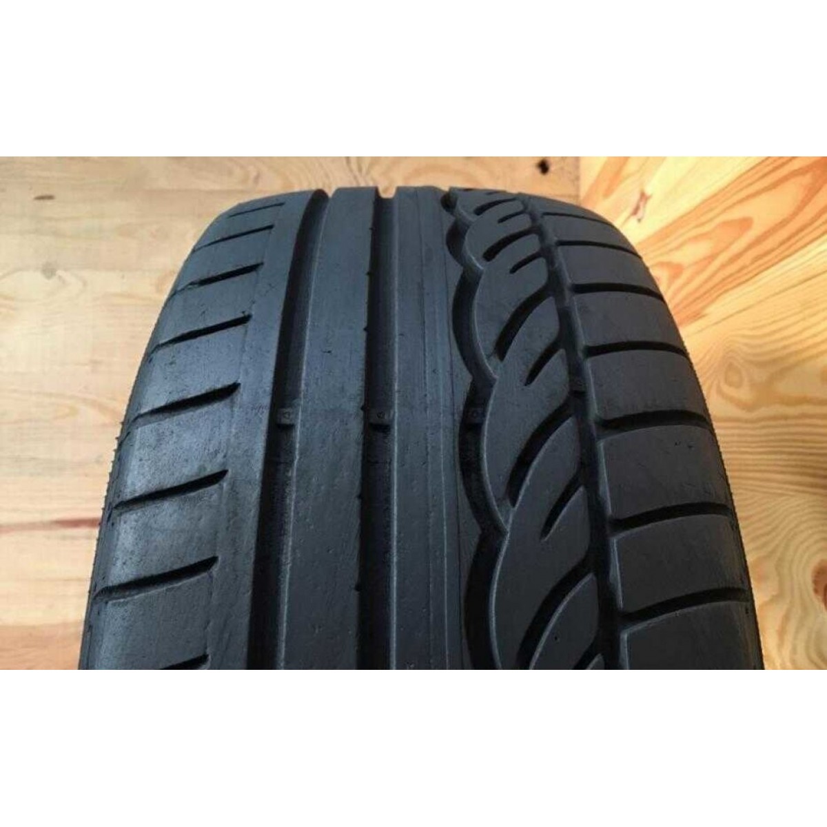 185/60R15 Dunlop SP Sport 01 - 5.5mm 185/60R15 Dunlop SP Sport 01 - 5.5mm