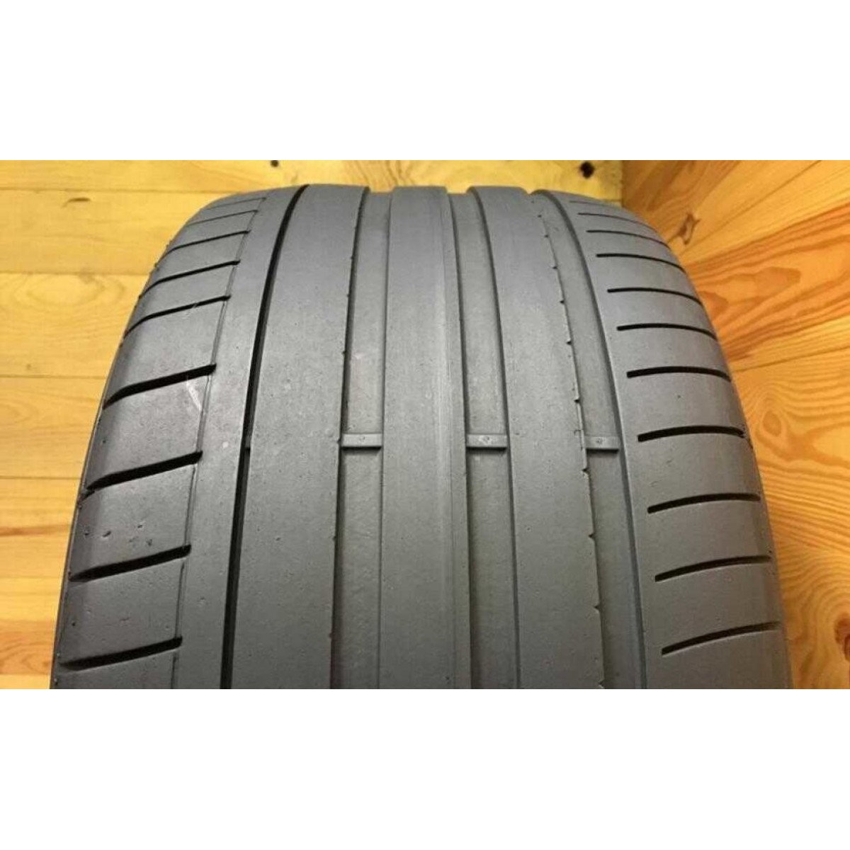 215/45R17 Dunlop SP Sport Maxx - 4mm