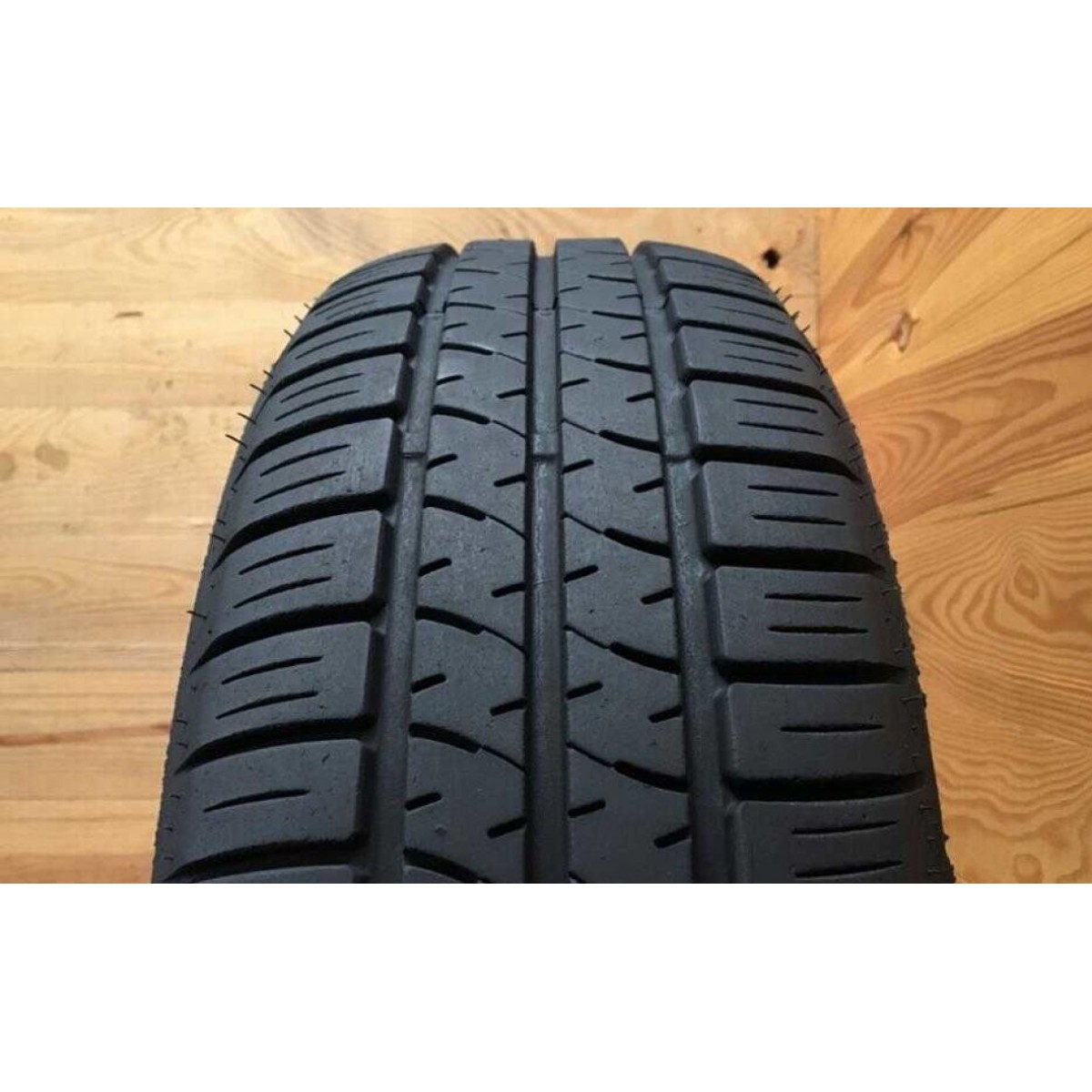 195/55R15 Firestone Firehawk 700 - 6mm