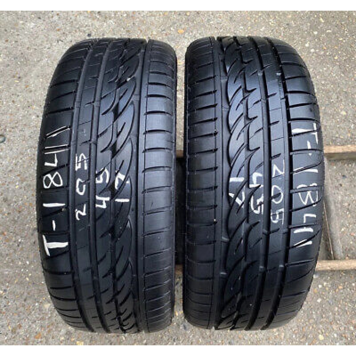 225/50R16 Firestone Firehawk SZ90u - 5.5mm