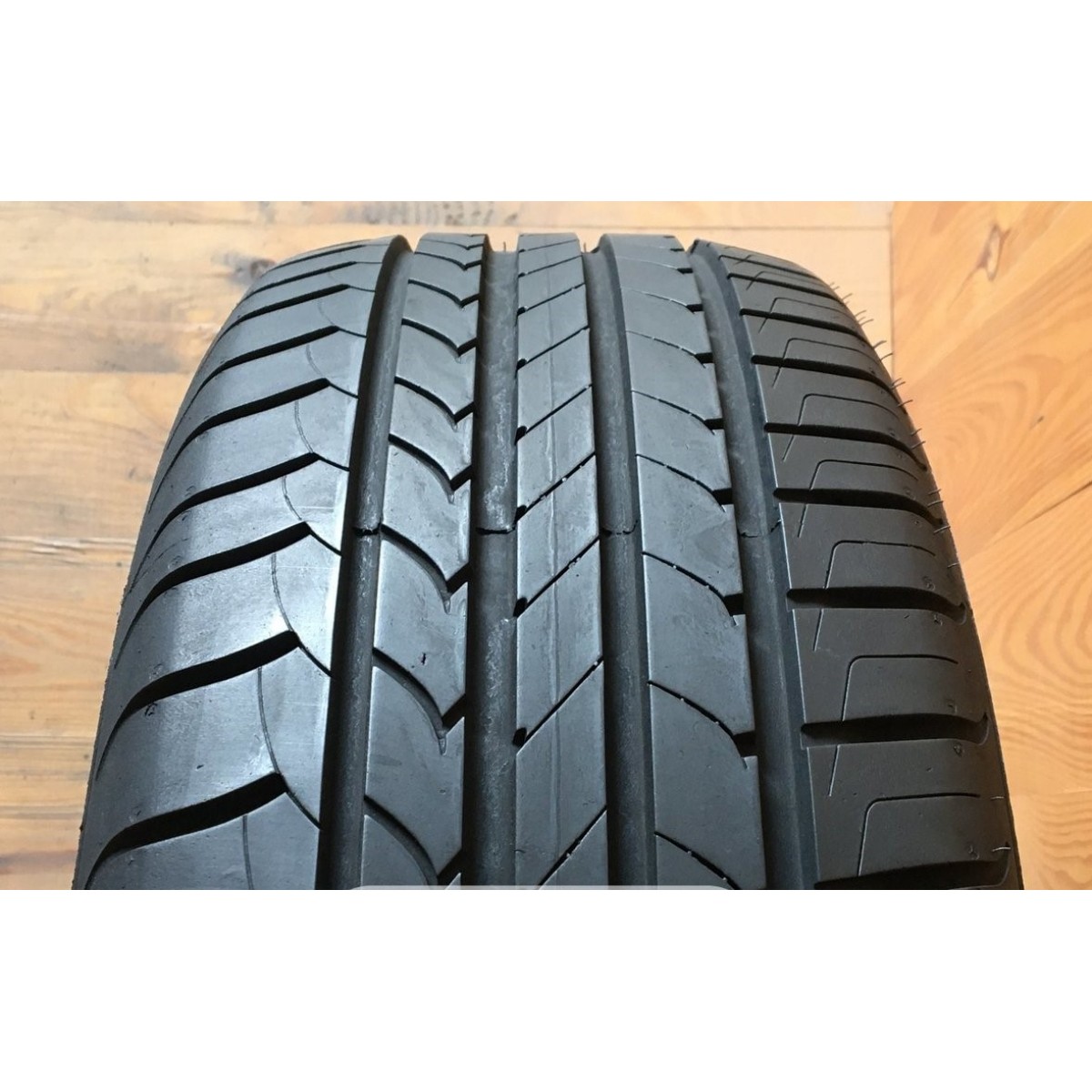 225/45R18 GoodYear EfficientGrip RunFlat - 5mm 225/45R18 GoodYear EfficientGrip RunFlat - 5mm