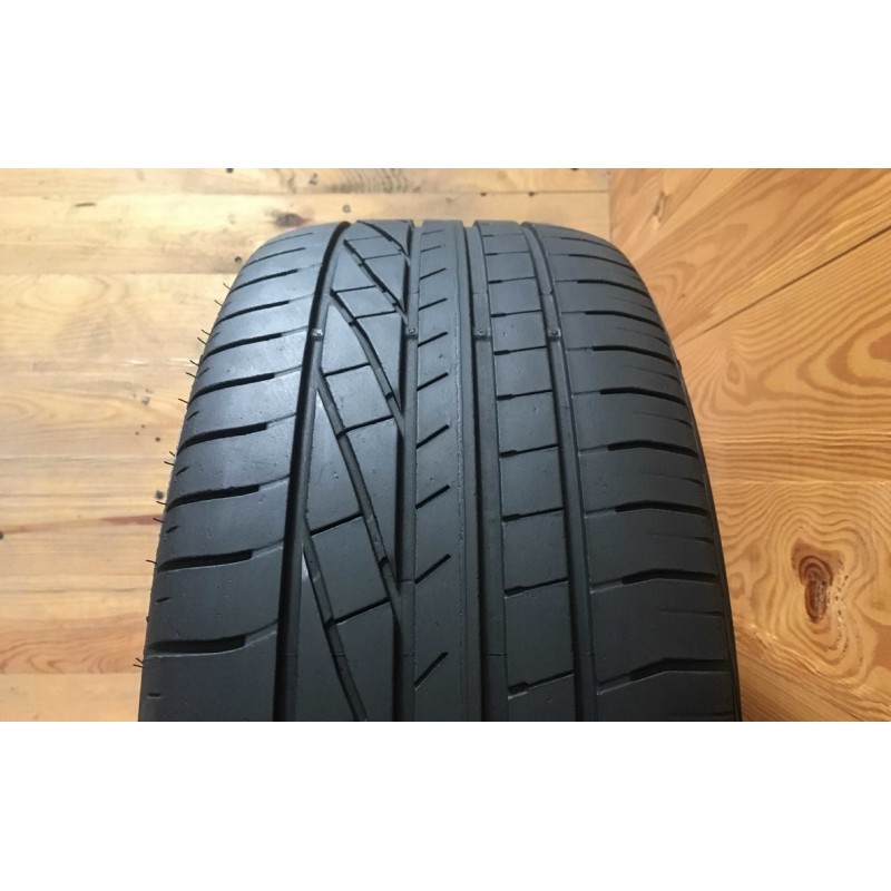235/55R17 GoodYear Excellence - 5mm
