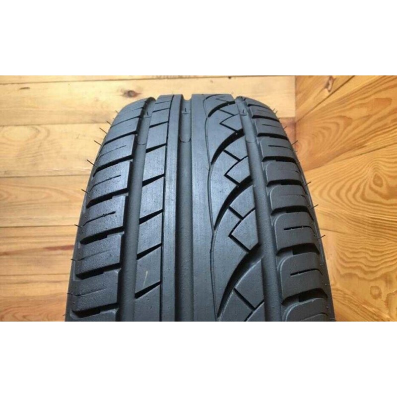 225/50R16 Hankook Ventus Prime - 6.5mm