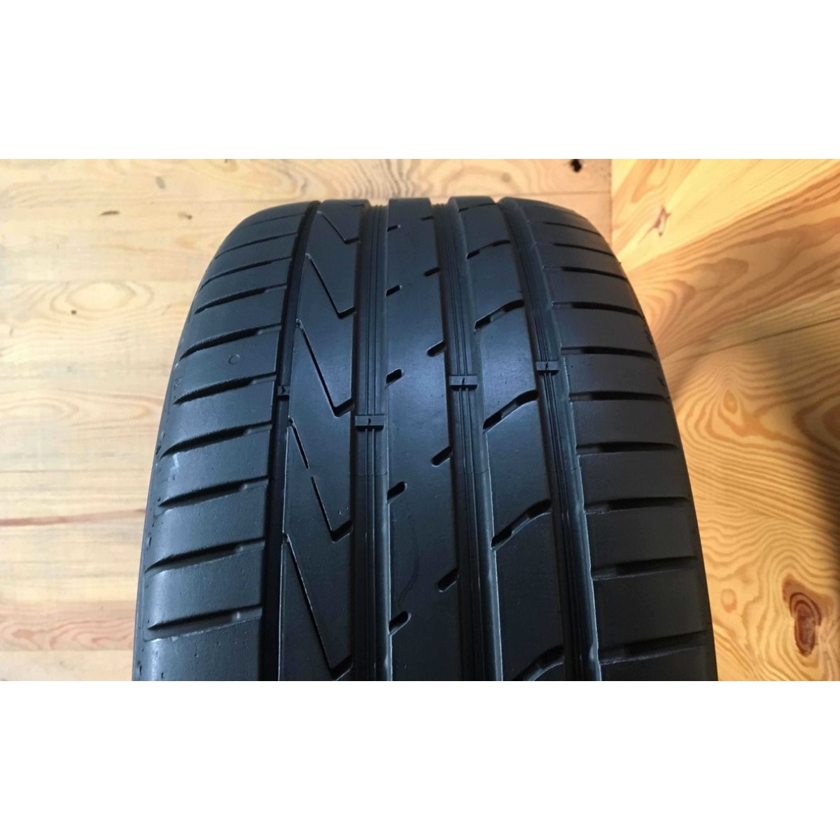 225/50R17 Hankook Ventus S1 evo2 - 4.5mm
