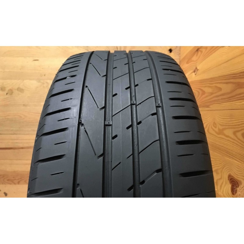 235/50R19 Hankook Ventus S1 evo2 - 5mm