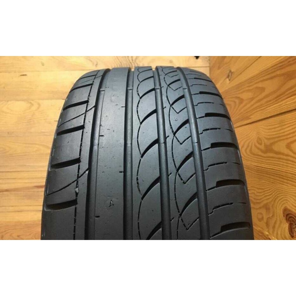 235/30R20 Imperial Radial F105 - 6.5mm