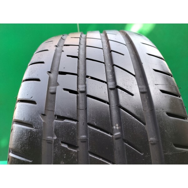 225/50R17 Lassa Driveways - 7mm