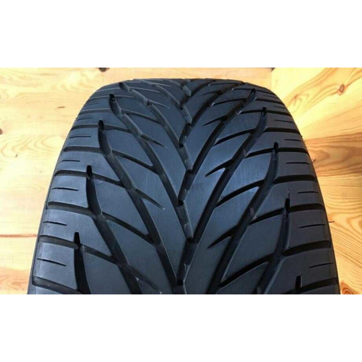 255/45R18 Toyo Proxes S/T - 5mm 255/45R18 Toyo Proxes S/T - 5mm