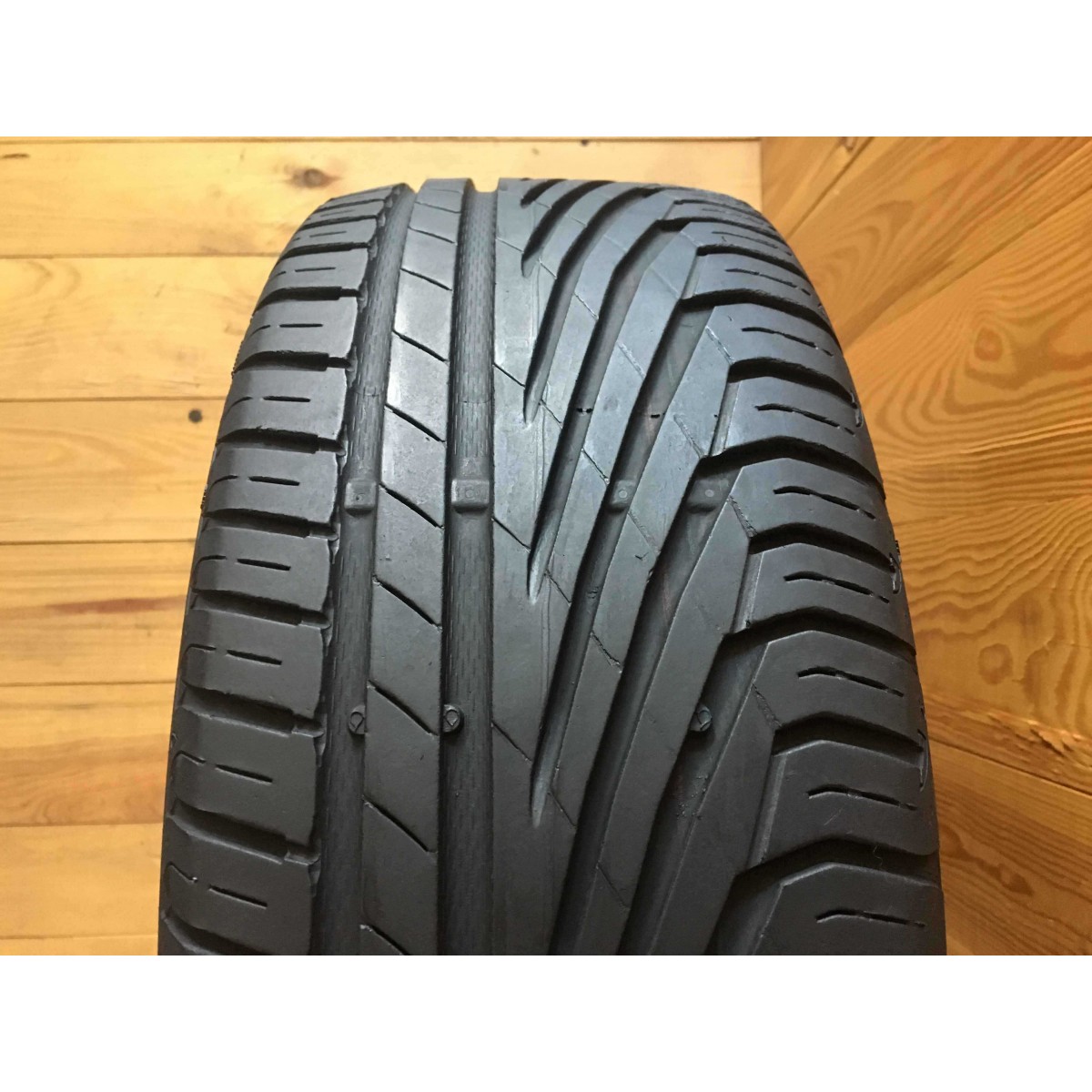 225/50R17 Uniroyal Rain Sport 3 - 4.5mm