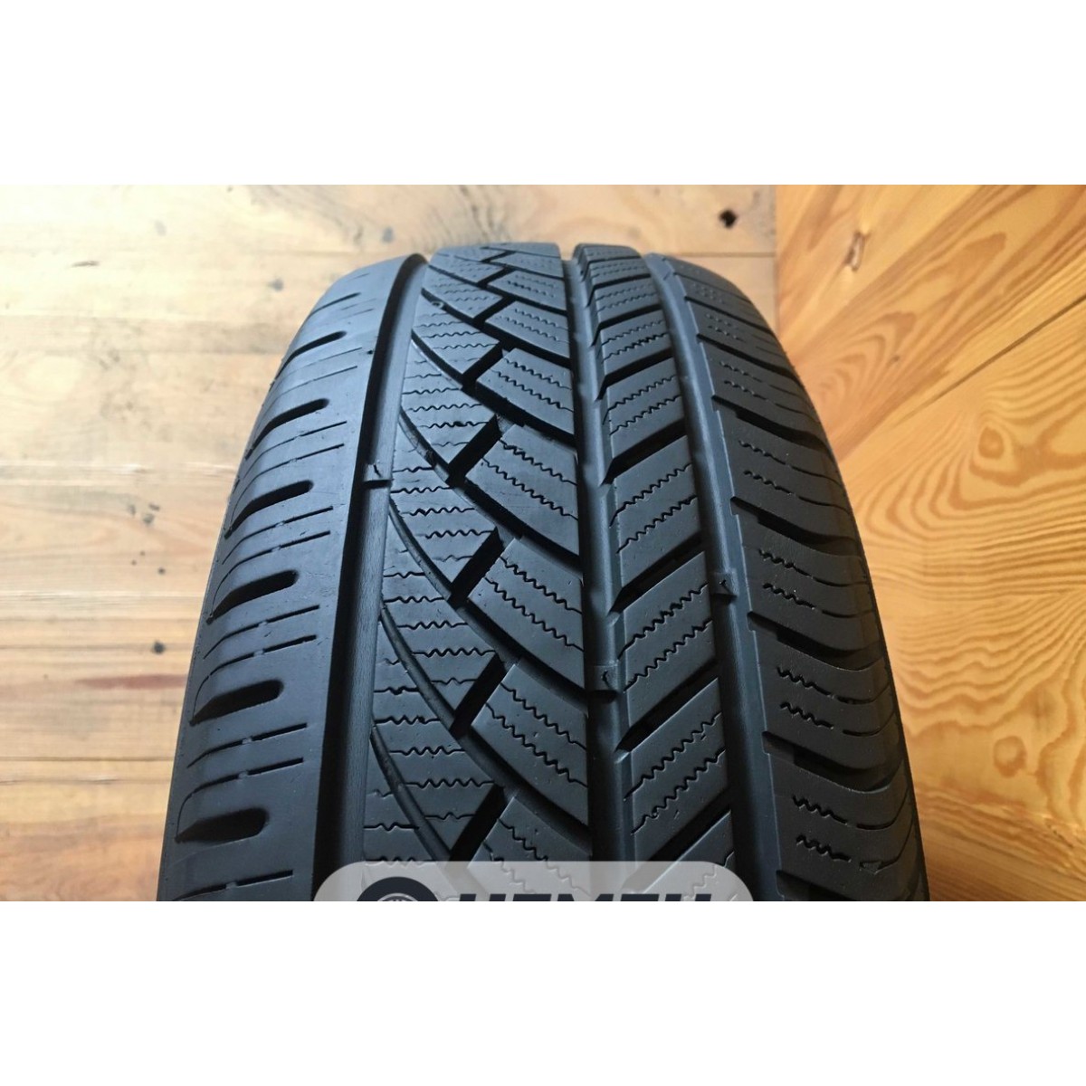 205/60R16 Atlas Green 4S (6.5mm)