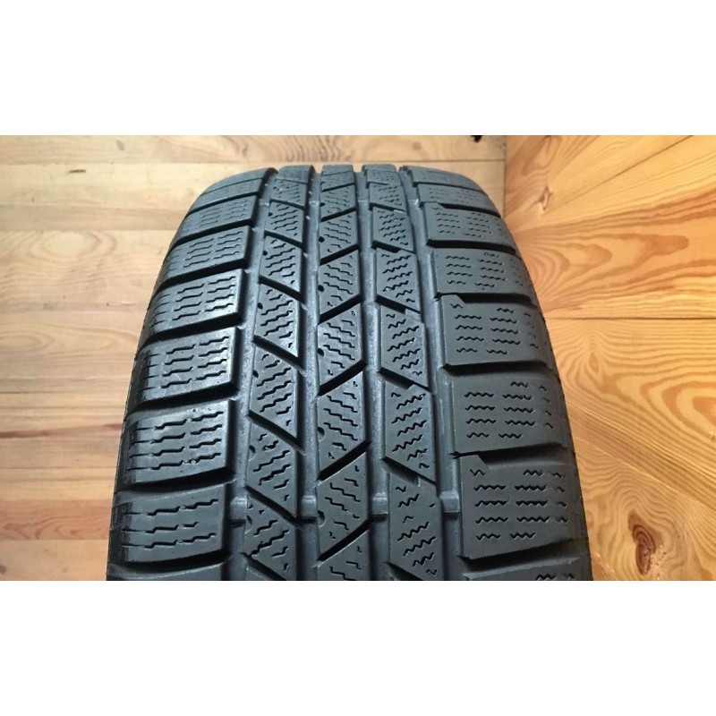 235/60R20 Continental CrossContact