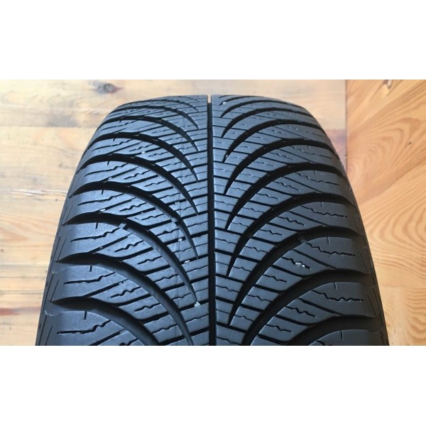 215/50R17 [M+S] GoodYear Vector 4 Seasons G2 - 6mm