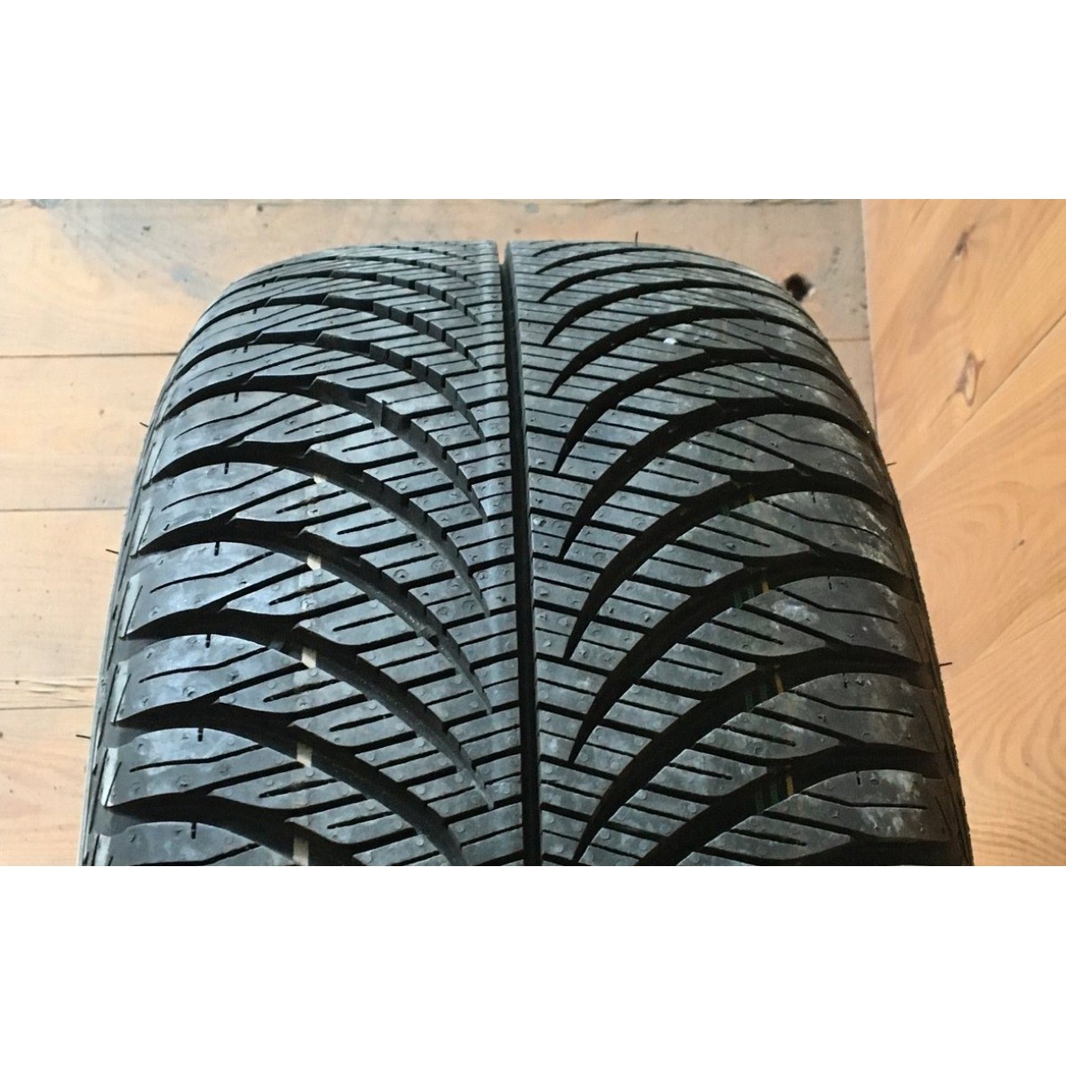 185/65R15 GoodYear Vector 4S G-2 (7.5mm)