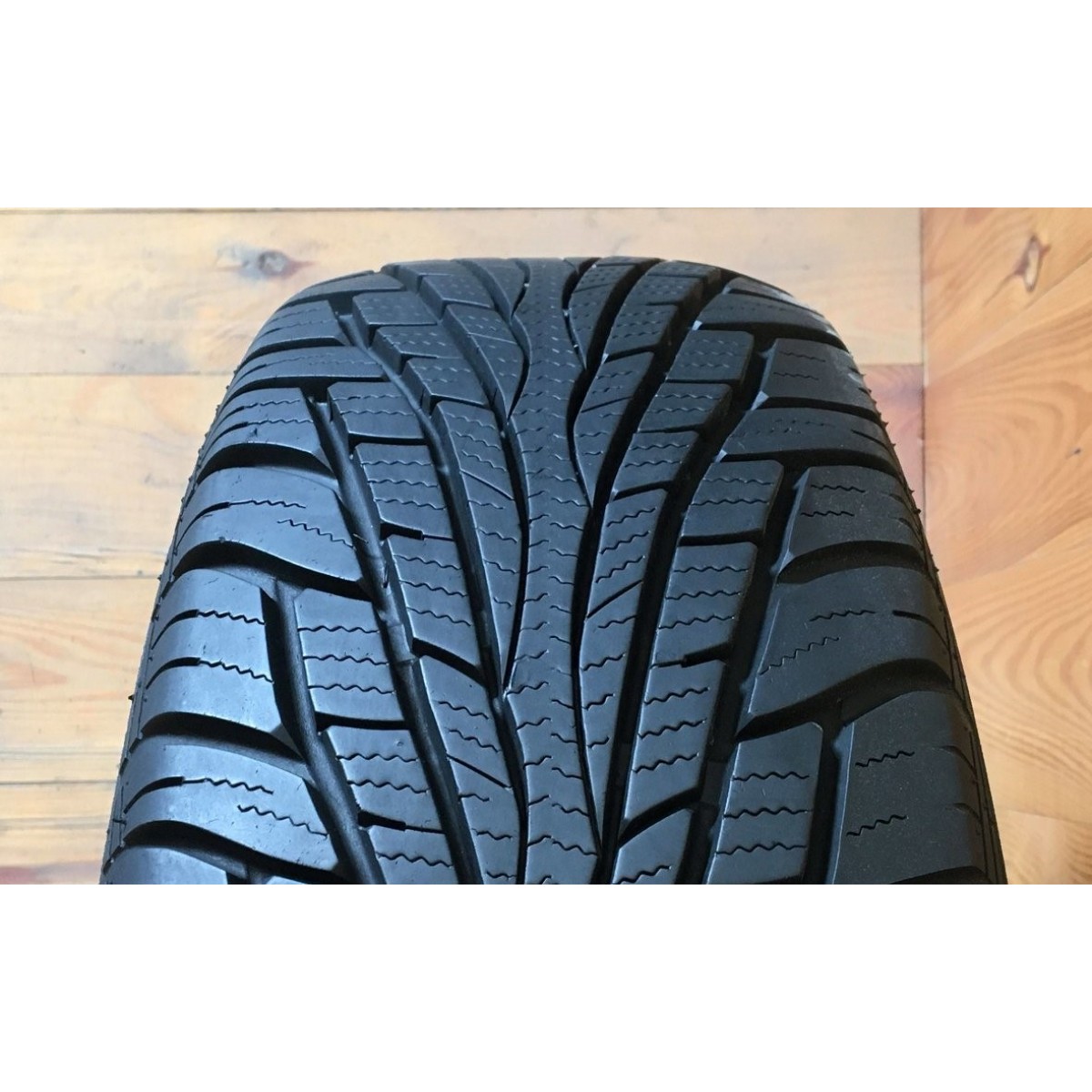 245/65R17 Maxxis VictraSUV
