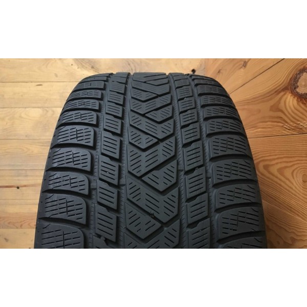 235/65R17 [M+S] Pirelli Scorpion Winter - 4.5mm