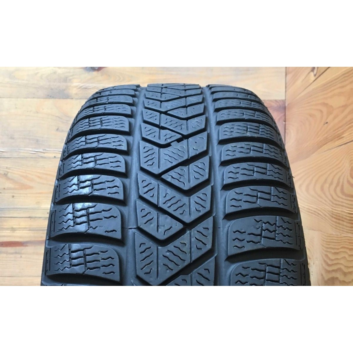 215/65R17 Pirelli Scorpion Winter