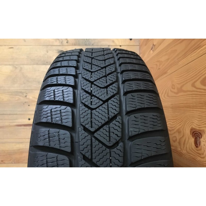 225/50R17 [M+S] Pirelli Sottozero 3 RFT - 5.5mm